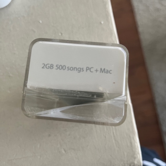 Apple Other - Vintage iPod Nano gray 2gb 500 songs